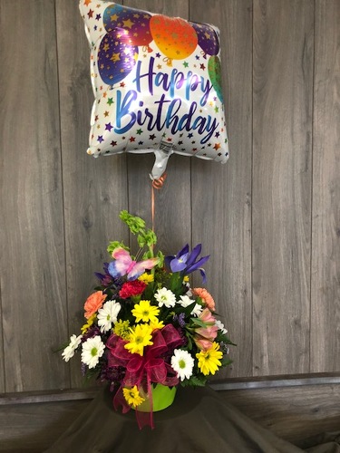 Birthday Wishes from Ginger's Flowers &Gifts, local Martinsburg florist
