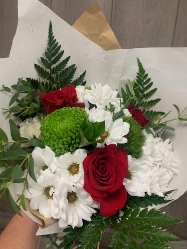Applemen from Ginger's Flowers &Gifts, local Martinsburg florist