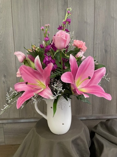 Loving Thoughts from Ginger's Flowers &Gifts, local Martinsburg florist