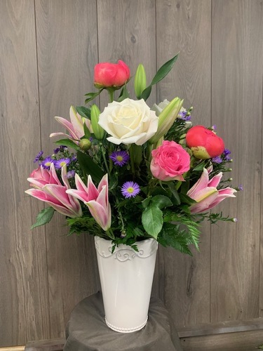 Love You Bunches from Ginger's Flowers &Gifts, local Martinsburg florist